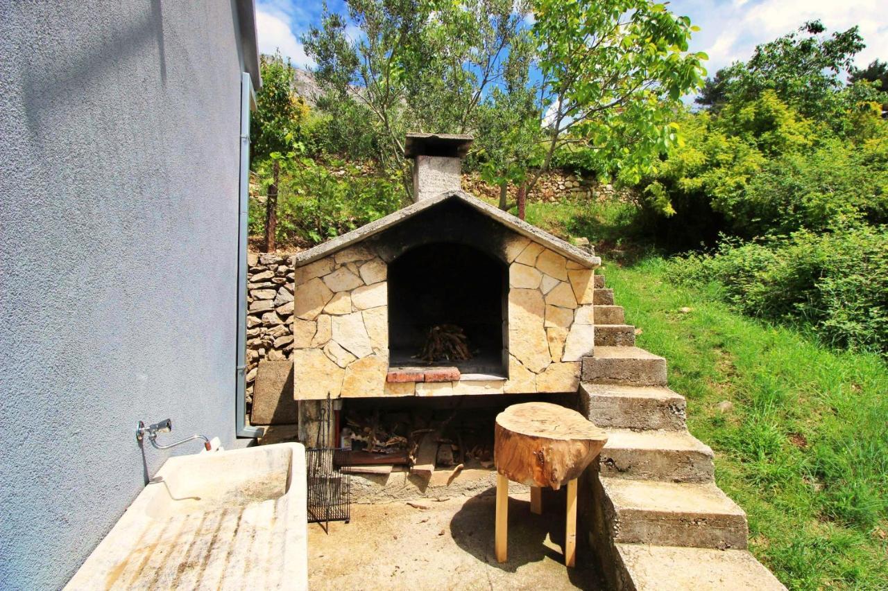 Holiday Home Jozo أوميس المظهر الخارجي الصورة